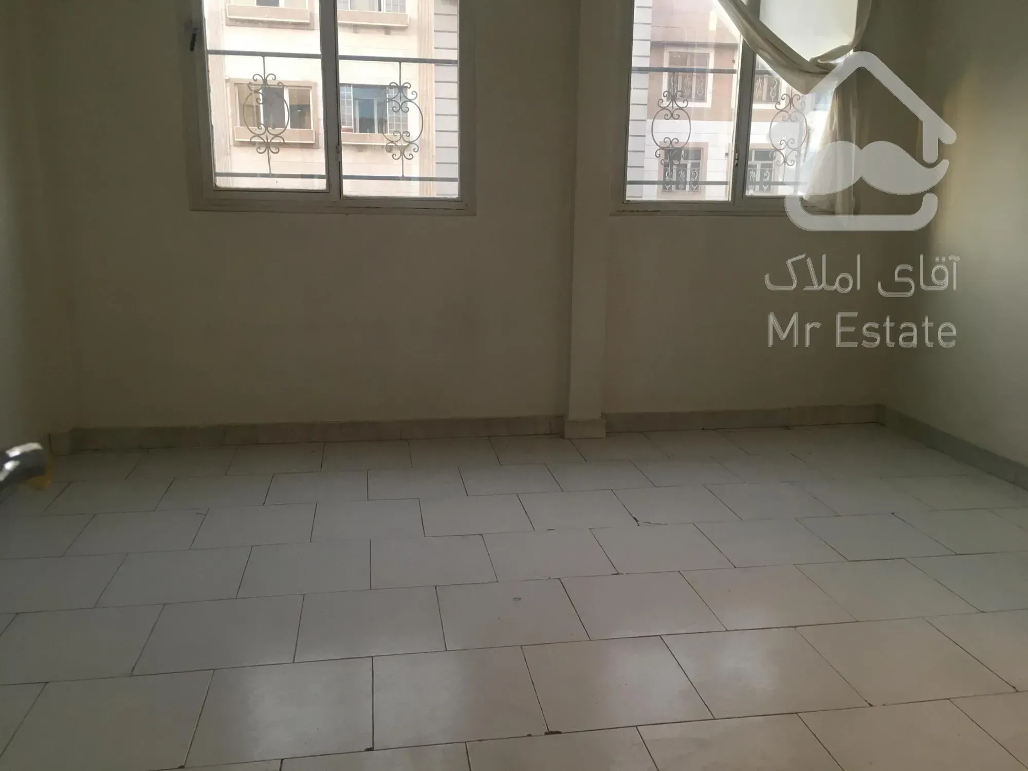 فووری فروش اپارتمان بر خیابان دامپزشکی