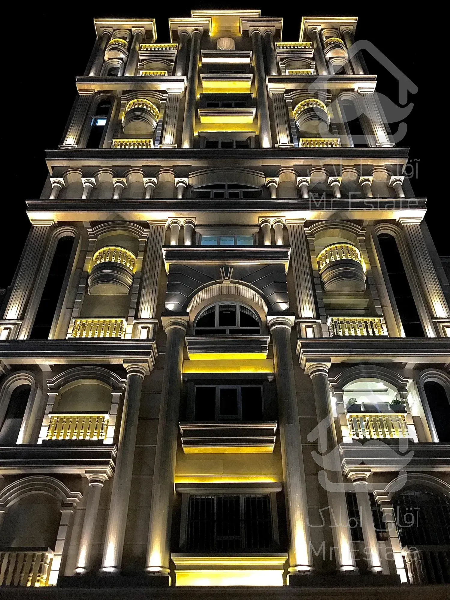 آپارتمان لوکـس فول امکانات هوشمند /140متری برند