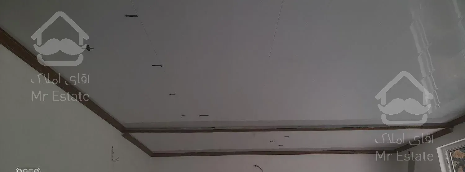 نصاب پی وی سی و کاغذ دیواری