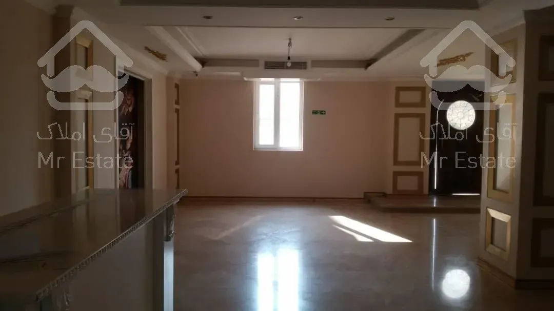 رهن و اجاره آپارتمان ۲۱۵ متری ۴ خوابه نیاوران