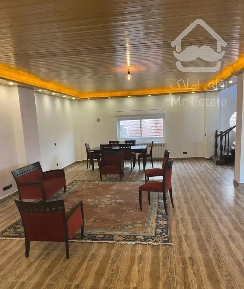 ویلا ۲۵۵متر تریبلکس شهرکی حسین آباد