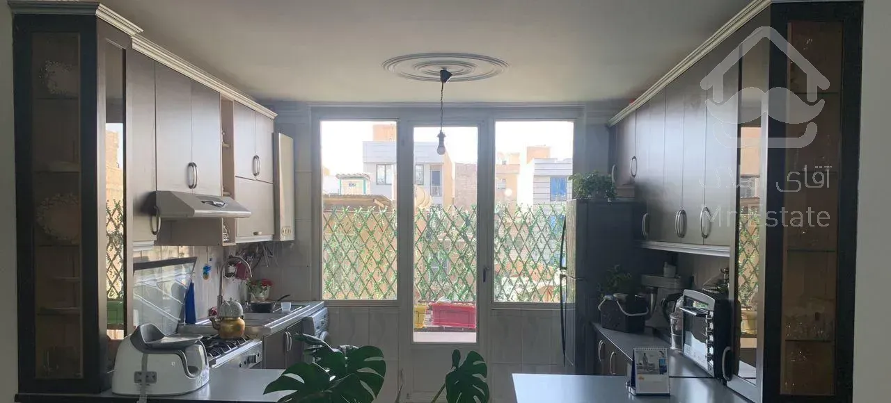 آپارتمان ۶۳ متری ۱ خواب خوش نقشه غرق نور