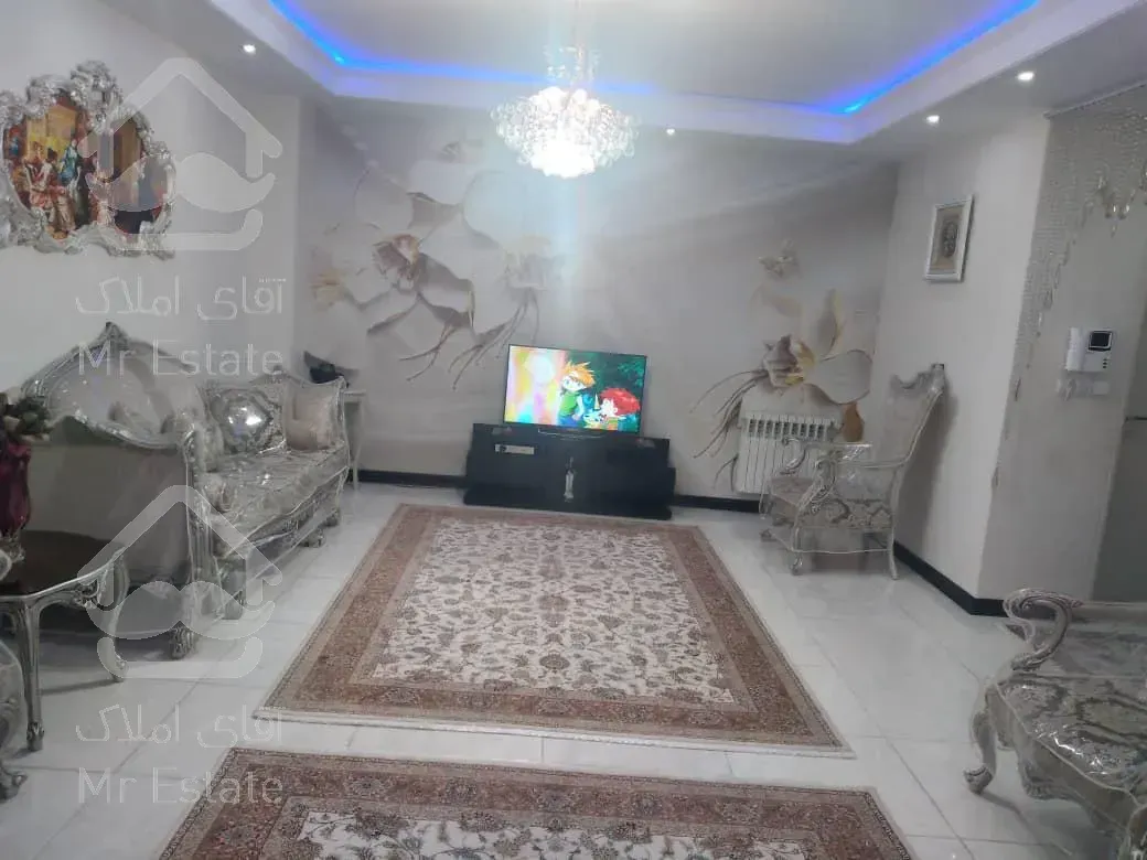 اپارتمان۹۰متری ۲ خواب مستر، وام دار، قابل رهن، ویو ابدی، امکانات عالی