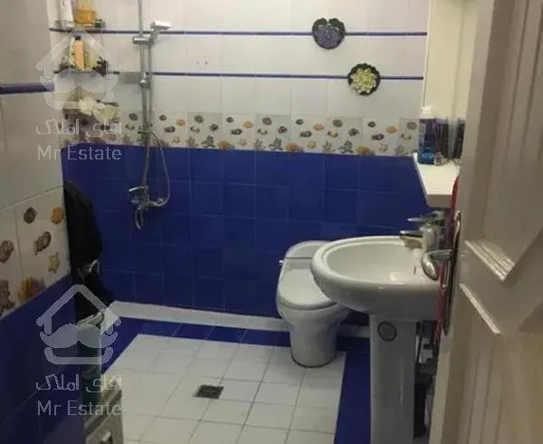 اپارتمان١47 متر حیاط اختصاصی