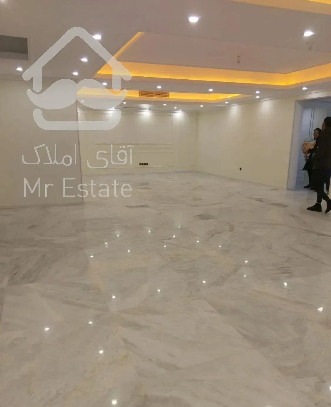 161متر سه خواب دو پارکینگه فول امکانات تهرانشرق