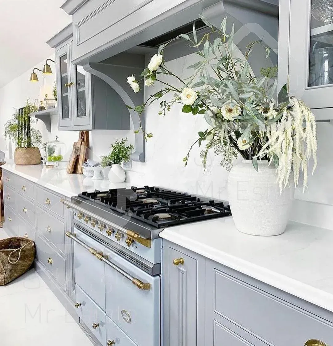 برج ۲۱۰ متری اعیانی قیطریه /مشاعات آبی/سالن تماما پنجره/ویو ابدی