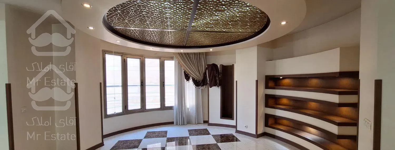 آپارتمان/ ۳۲۵متر/ ۴ خوابه