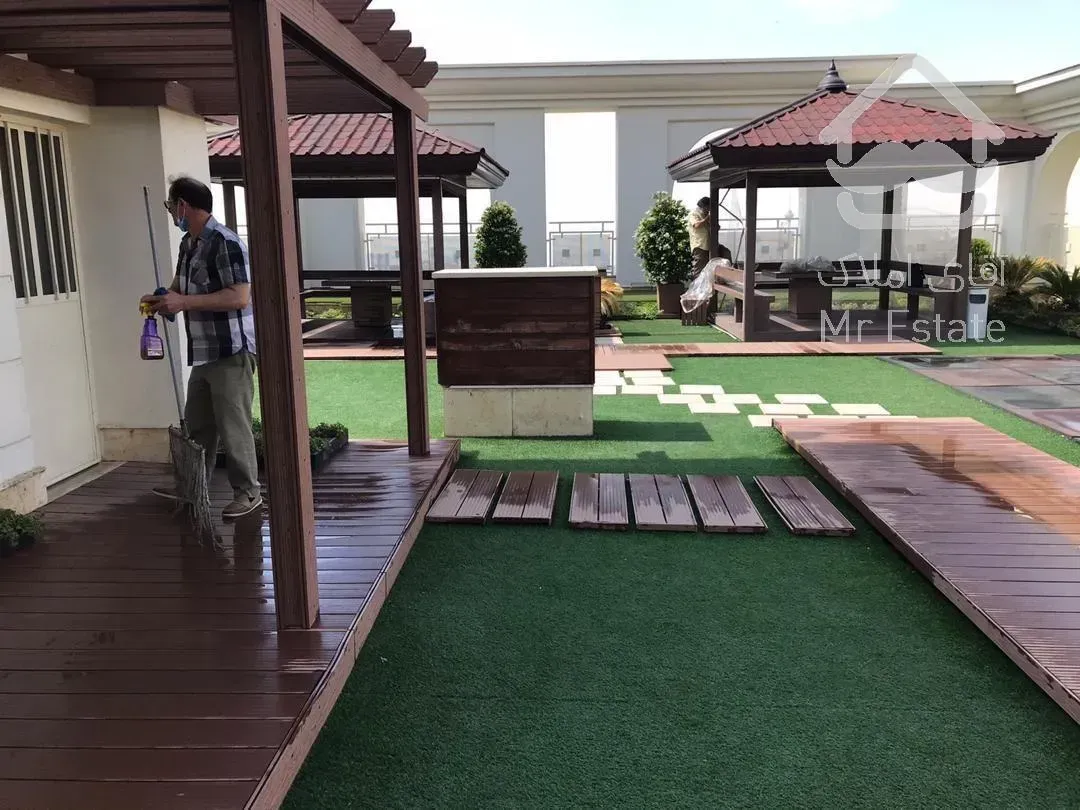 ۲۰۰ متر برج باغ برند ولنجک