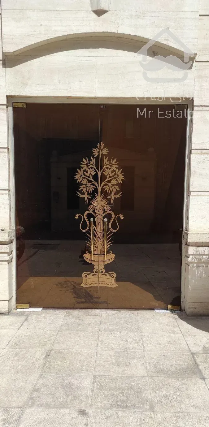 فروش شیشه سکوریت به همکاران و اجرا پارتیشن