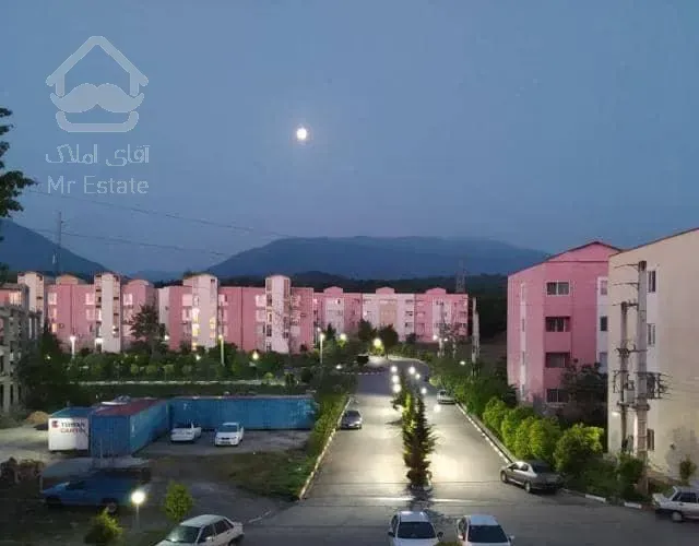 آپارتمان /مجتمع مهربان رویان/زیرقیمت/سندار