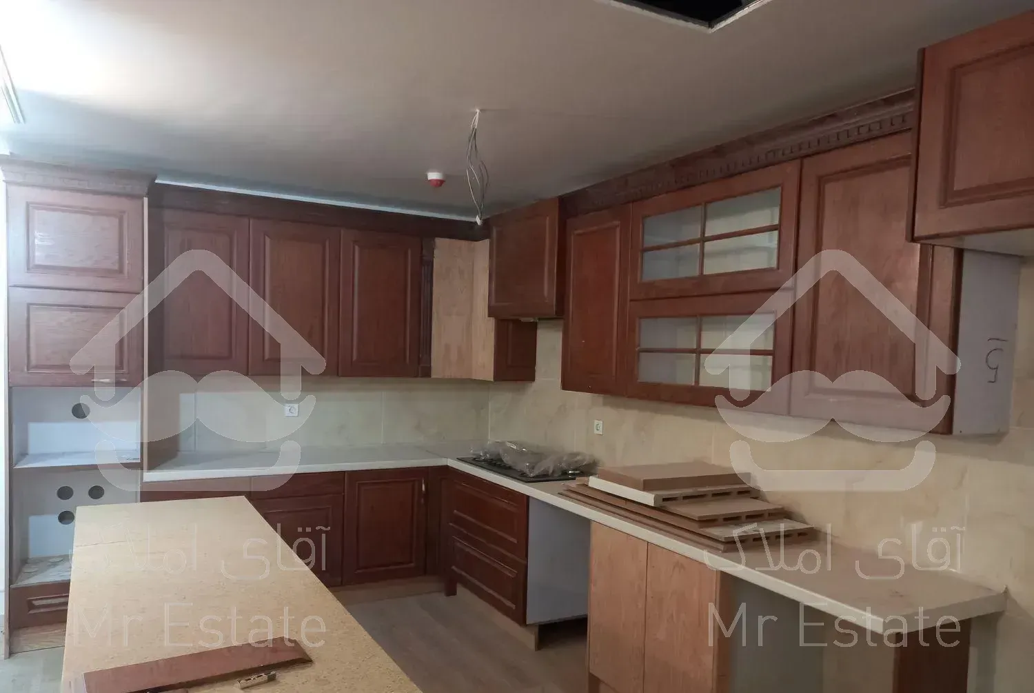 ۱۱۳متری برجهای شهرک خرازی اردستانی