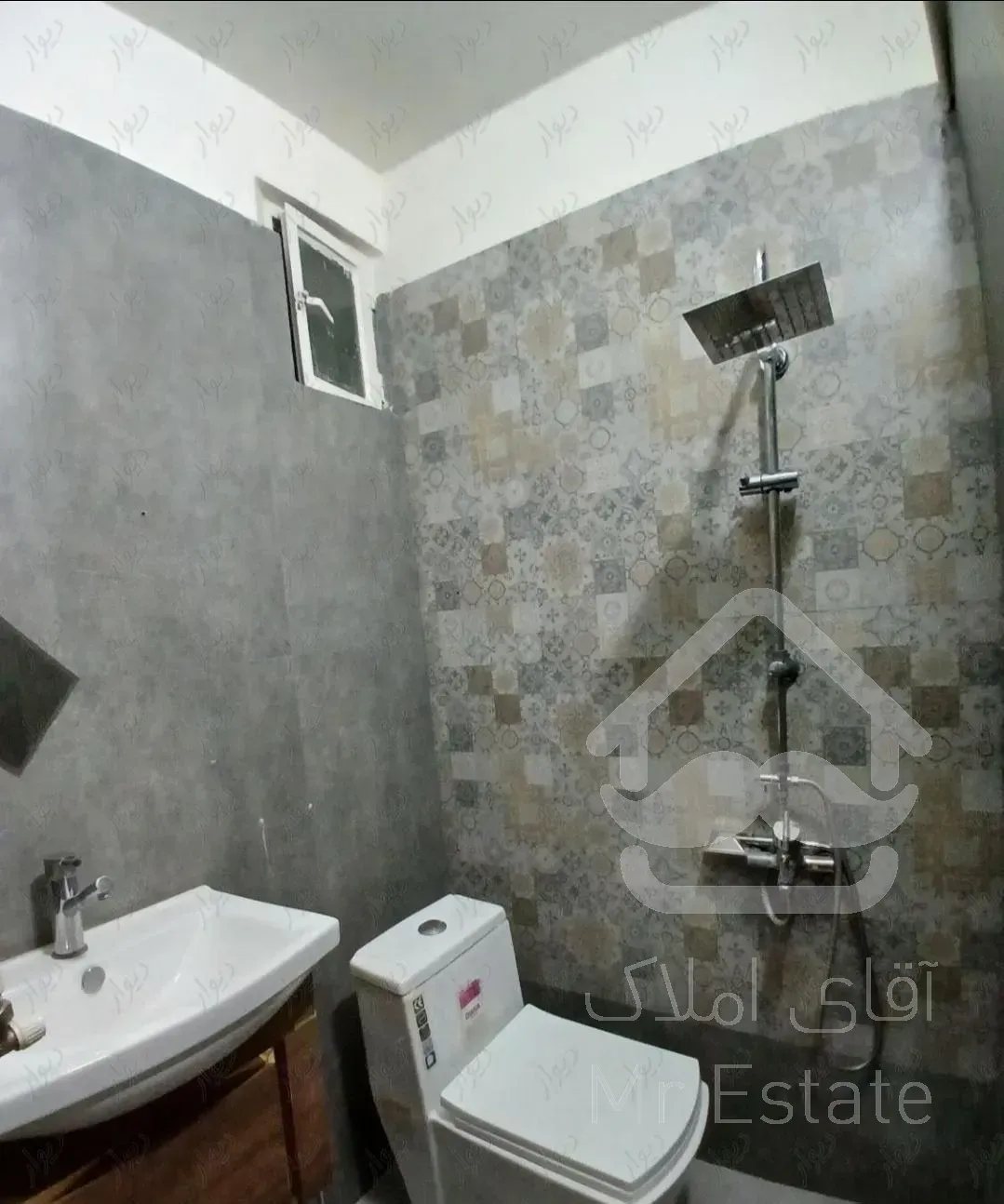 ۸۸ متر / خوش نقشه / پارکینگ و انباری