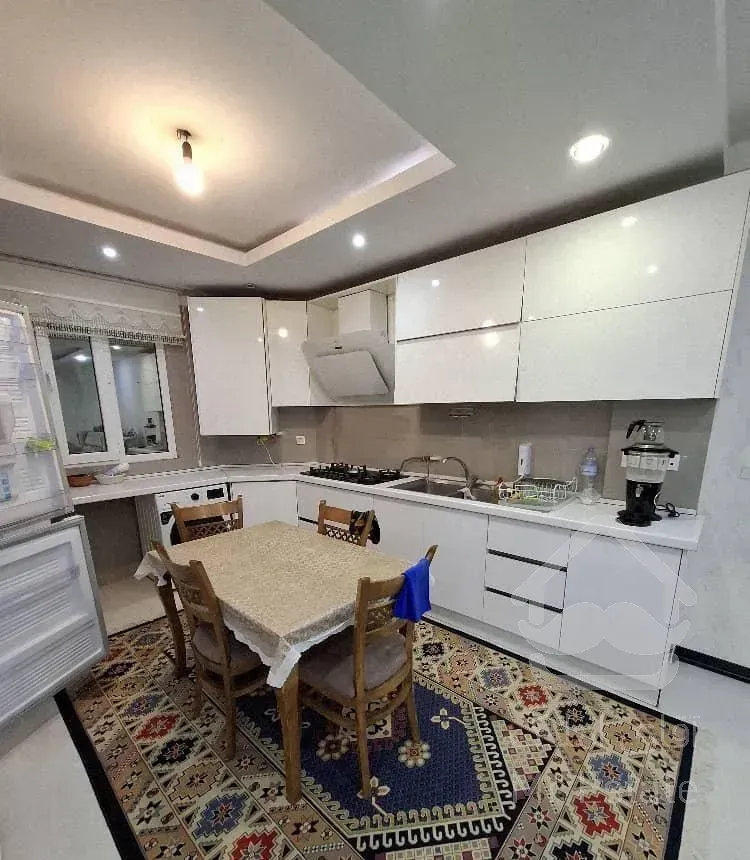 ۱۱۵ متر دو خواب بزرگ (مناسب سخت پسندان) خ نوبری