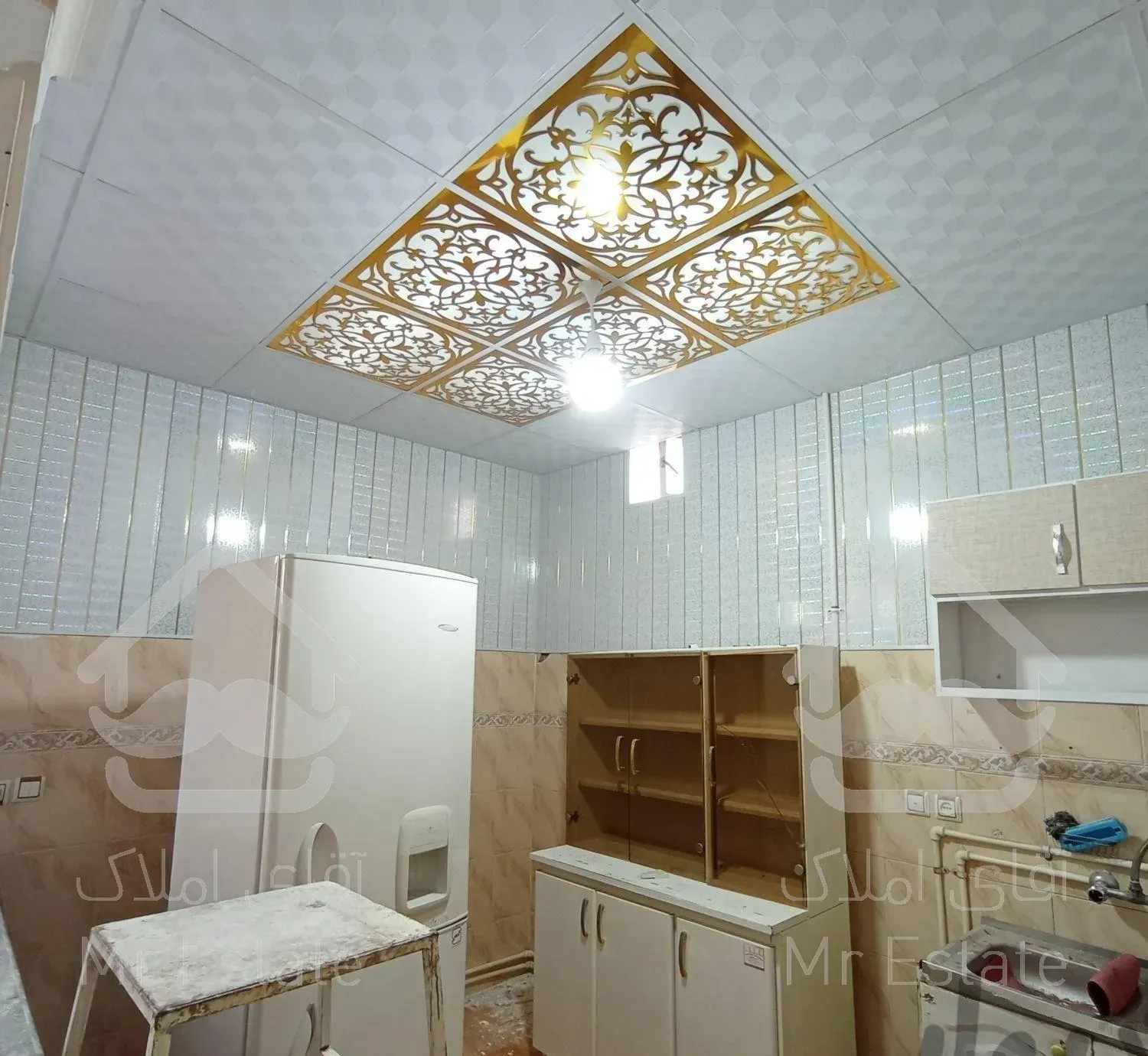 اجرای سقف کاذب...شبکه60*60 پی وی سی