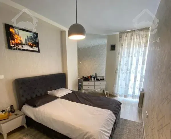 ۱۰۵ متر فردوس شرق سالن پرده خور