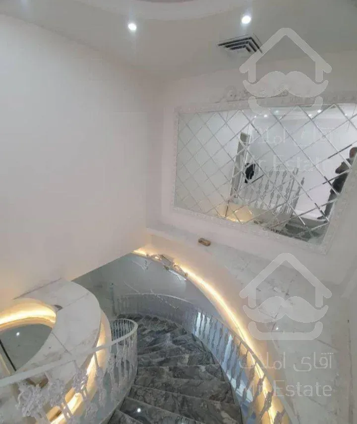 یک واحد اپارتمان ۱۲۰متری