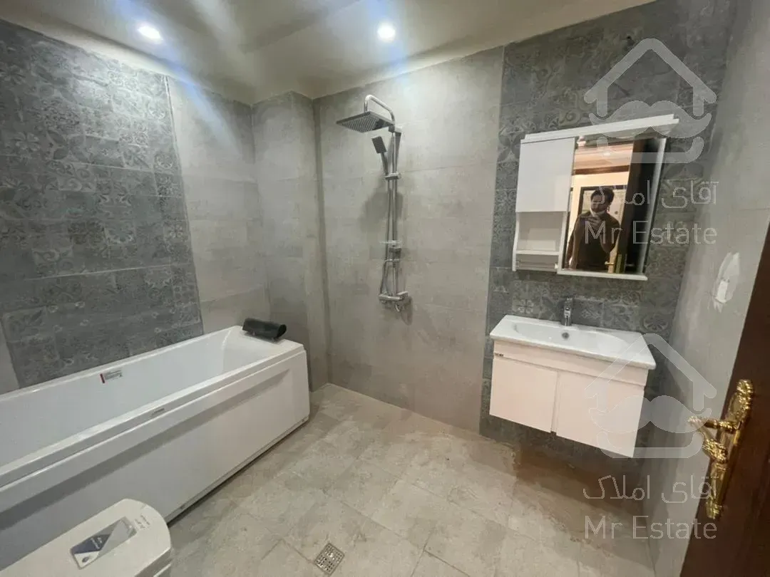 186متر سه خواب ویلایی