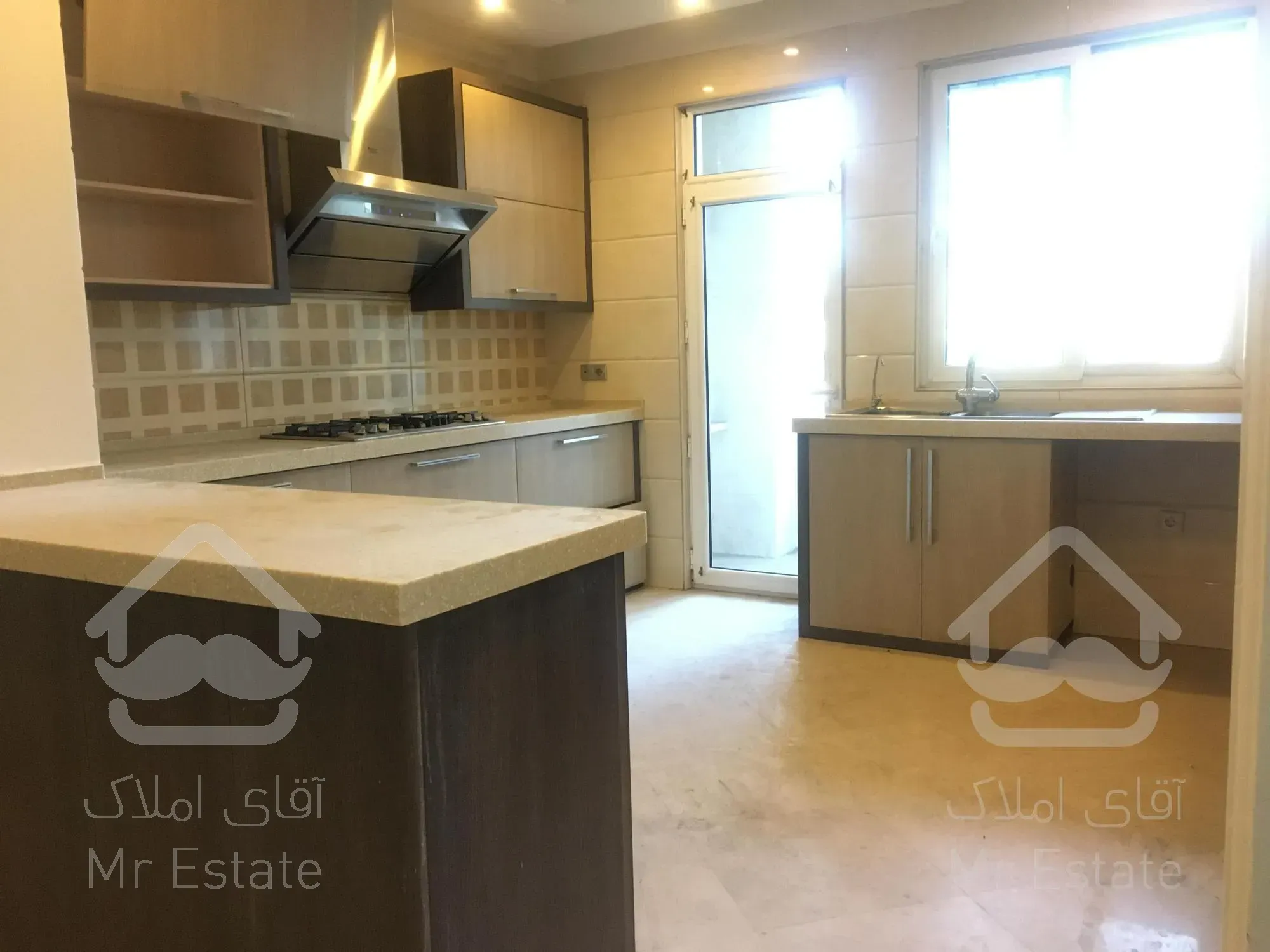 ۱۹۵ متر اپارتمان اقدسیه صاحبقرانیه