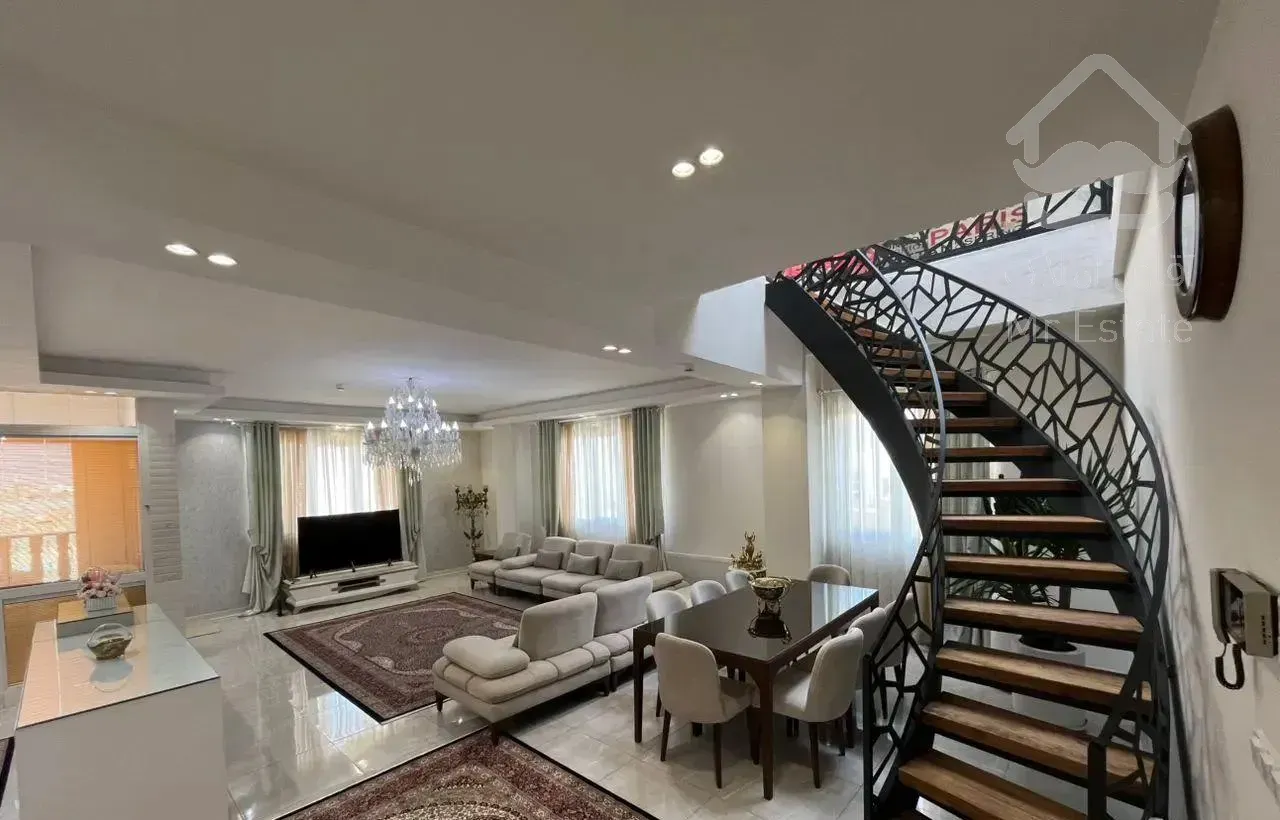 فروش200 متر دوبلکس*سوپرلوکس*تاپ لوکیشن*قائمیه