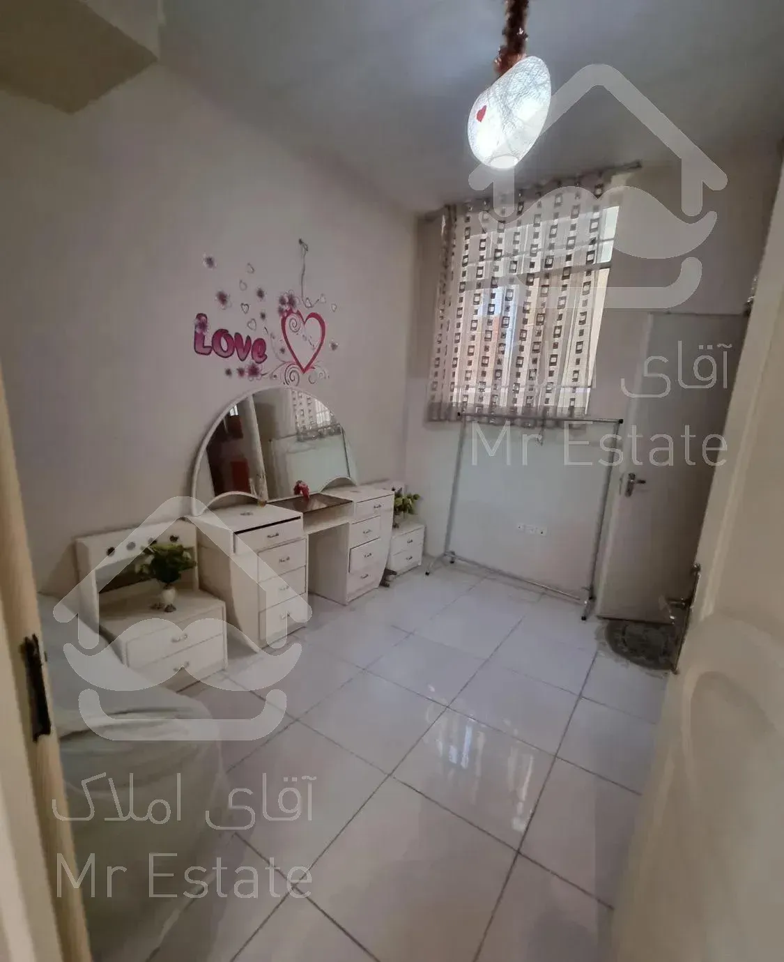 سه طبقه آپارتمان، دربست ۲۲۵متر