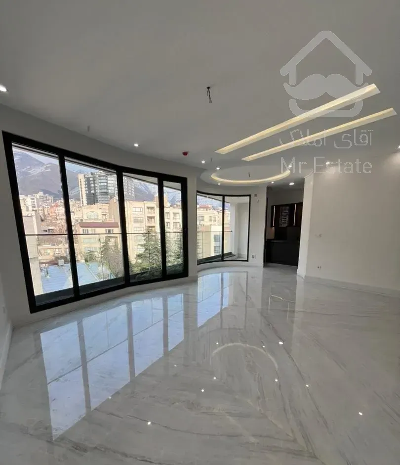 فروش آپارتمان ۲۴۰ متری ۳ خوابه در نیاوران