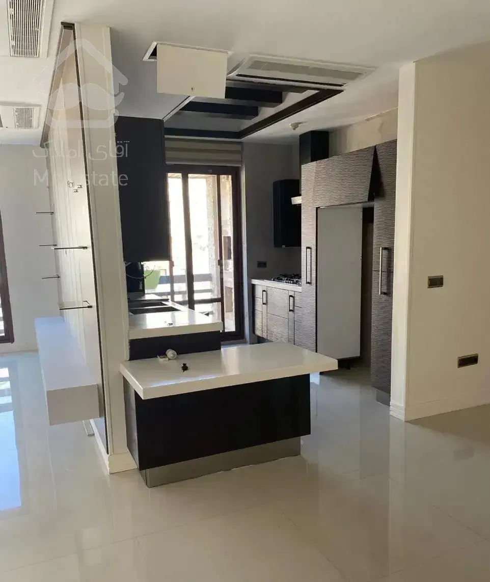 ۱۶۰ متر ، سه خواب ، خیابان سپند