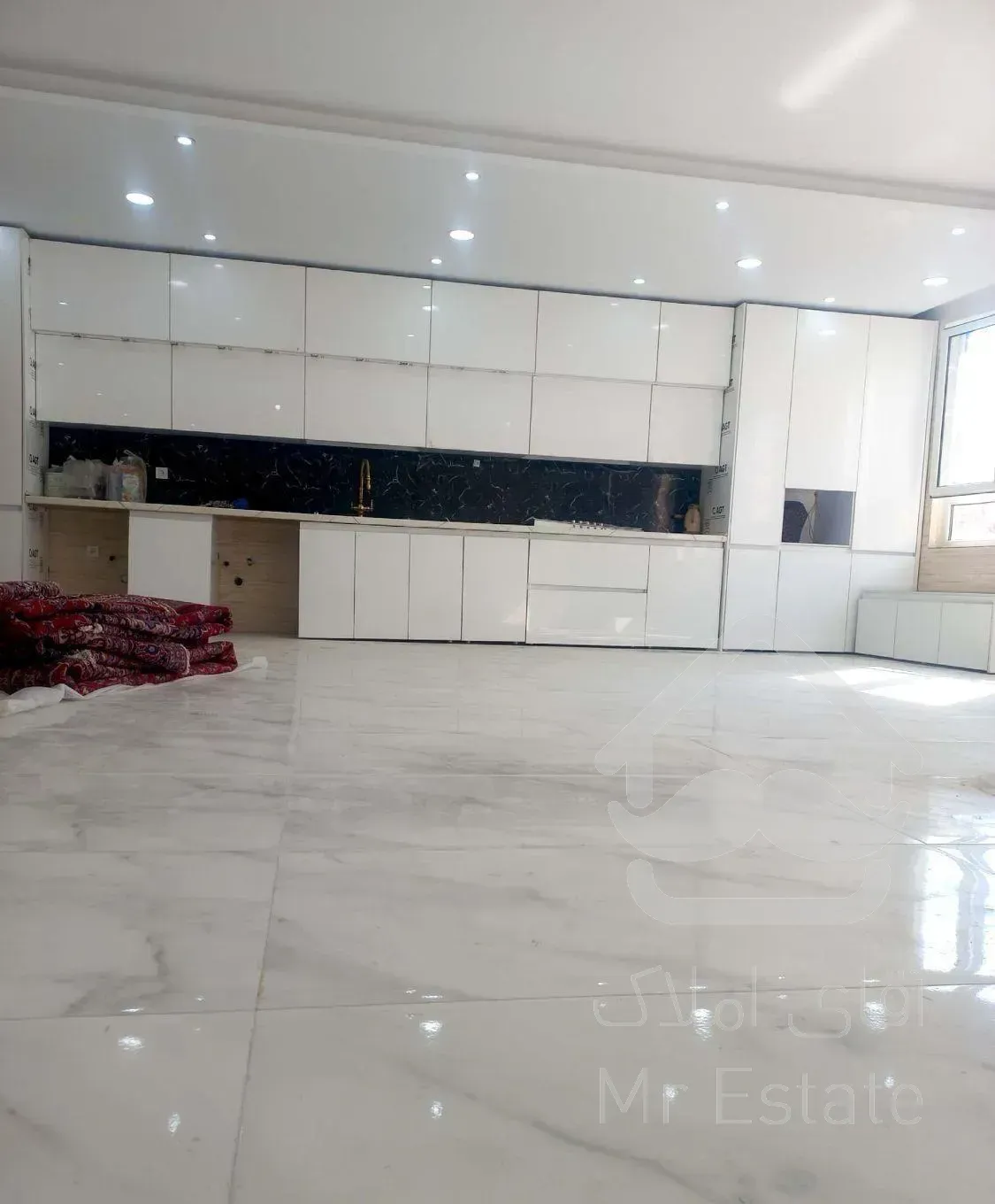 آپارتمان تکواحدی طالقانی با پارکینگ