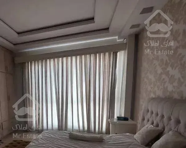 ۱۱۵متر اندرزگو ۲پارکینگ لابی۵ساله تراس ۲۰متری