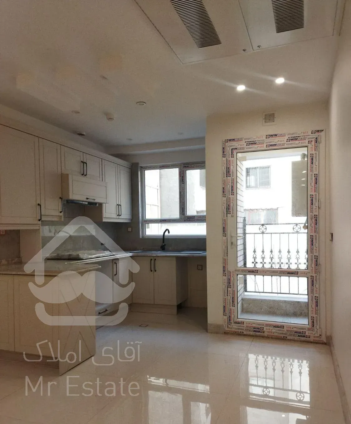 فروش آپارتمان 87 متری در شریعتی چهارراه قصر