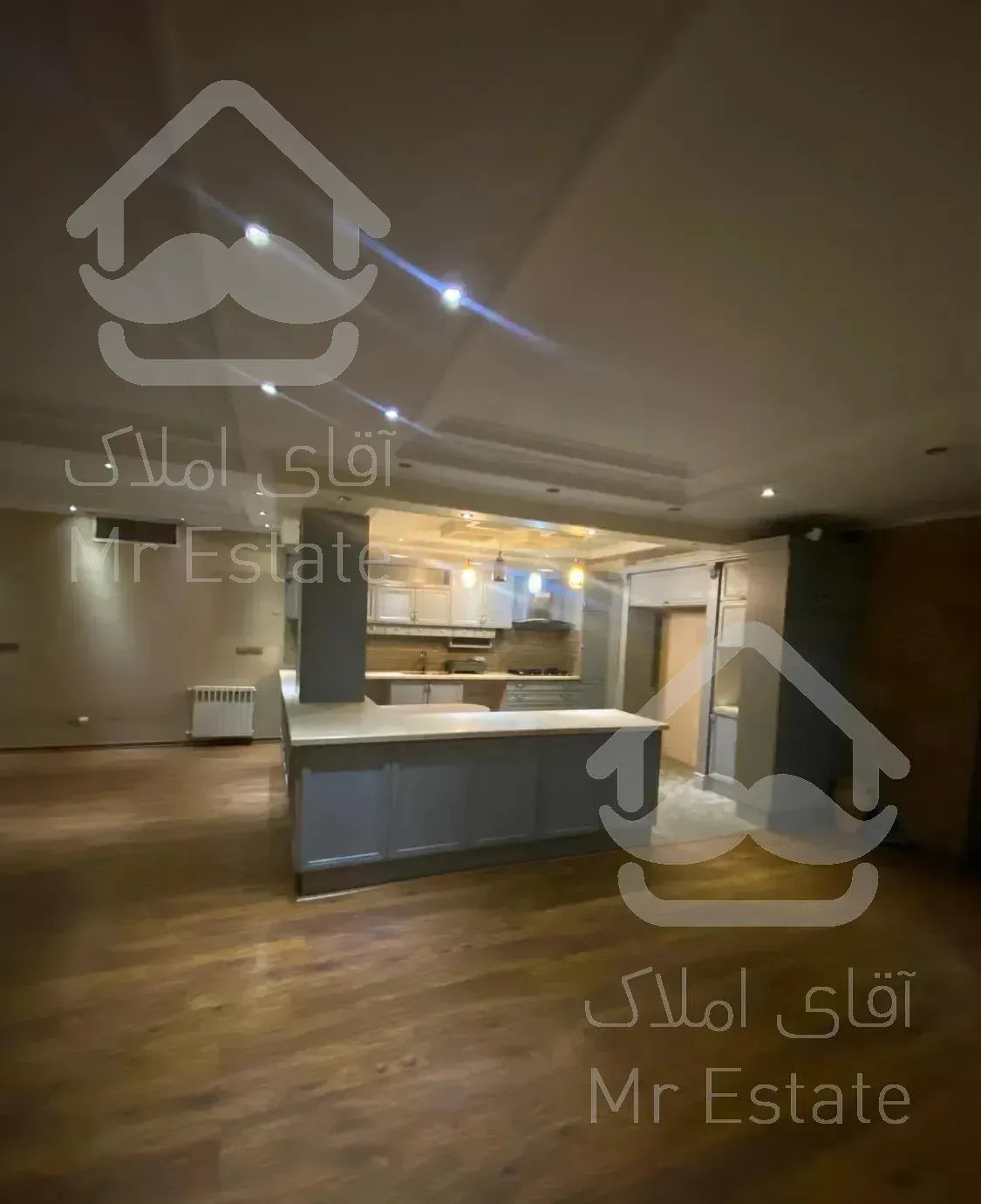 ۲۱۵متر ۳خواب ۲پارکینگ اباذر مهران