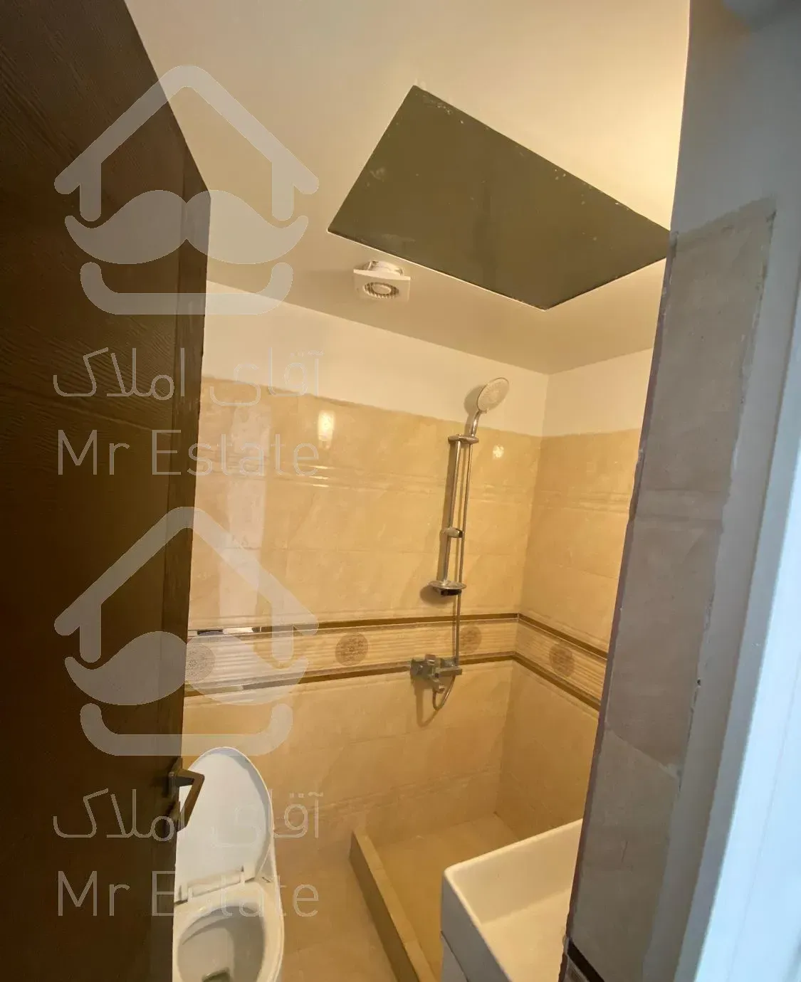 60 متر دیباجی،یک خواب،۵ساله