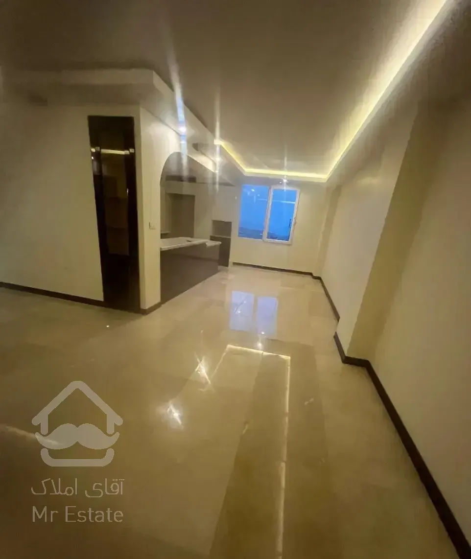 ۱۰۰متر دو خواب با دو پارکینگ سندی درنیاوران
