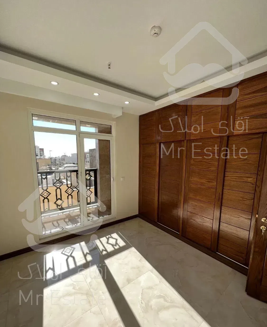 * خواجه عبدالله '۱۰۵متر نوساز - ۲پارکینگ *