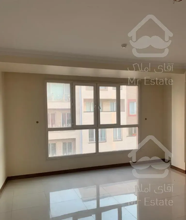 ۱۸۰متر تراس  فول امکانات دو پارکینگ