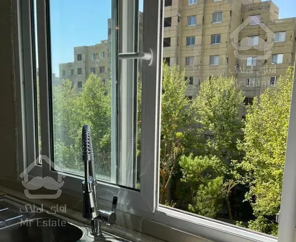 آپارتمان 111متری فول شهرک آپادانا طبقه 4