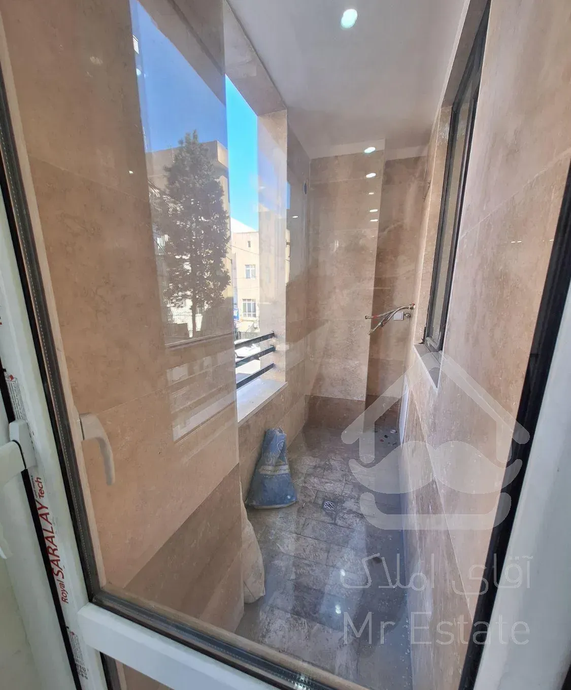 فروش آپارتمان ۱۱۵ متری ۲ خوابه در مهرآباد جنوبی