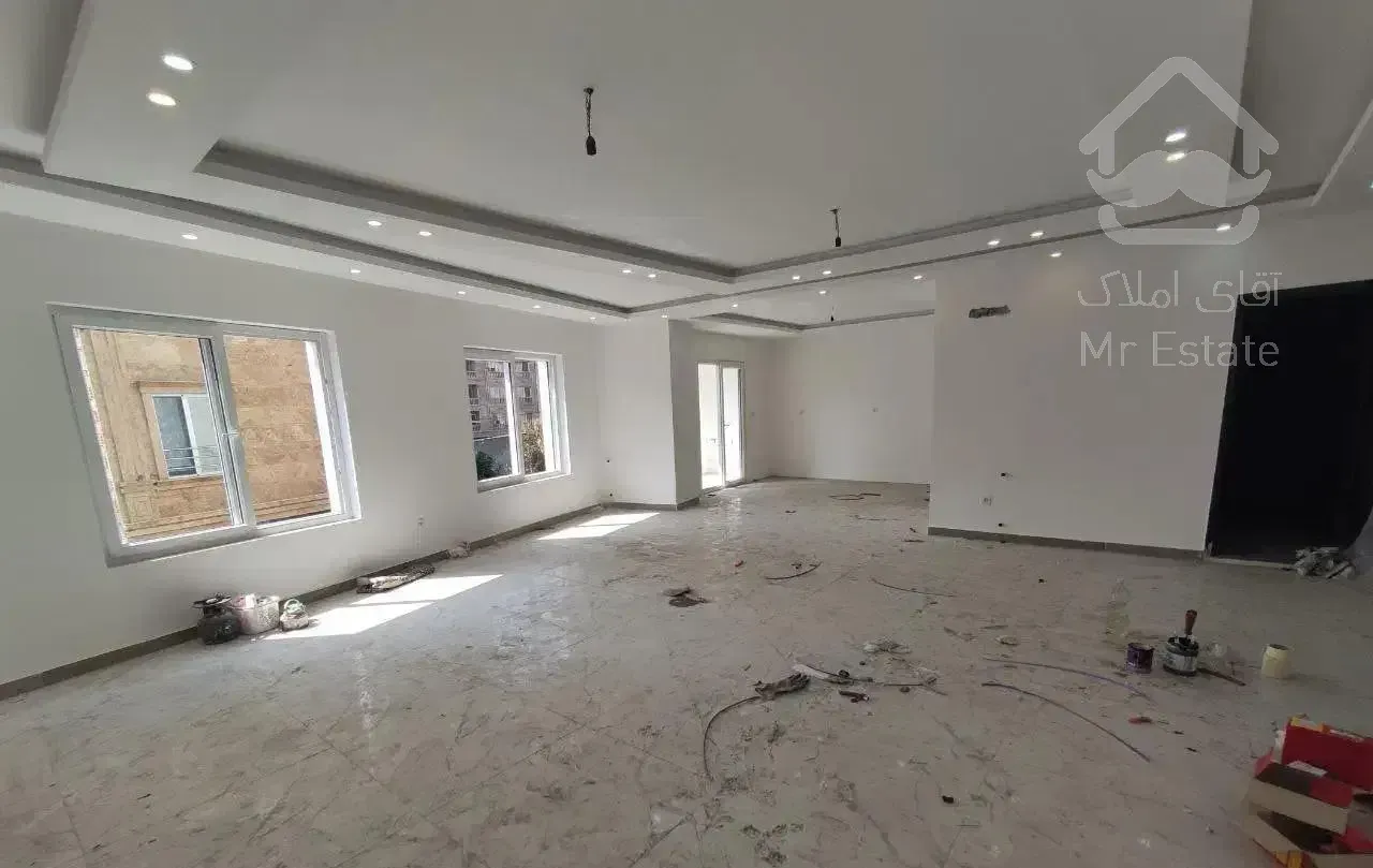 آپارتمان نوساز ۱۳۰ متری محمودآباد