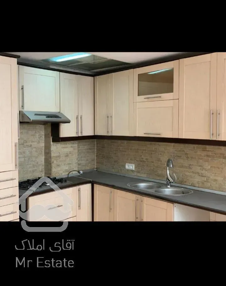 رهن اپارتمان ۱۰۰ متری در نیاوران