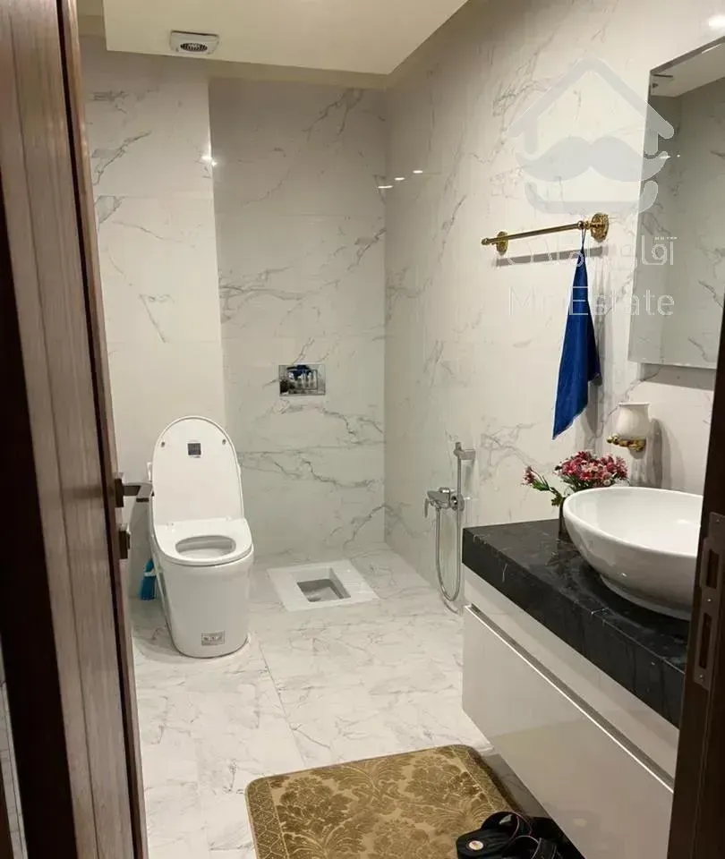 حکمت، ۱۱۵ متر سه خواب نوساز با شرایط