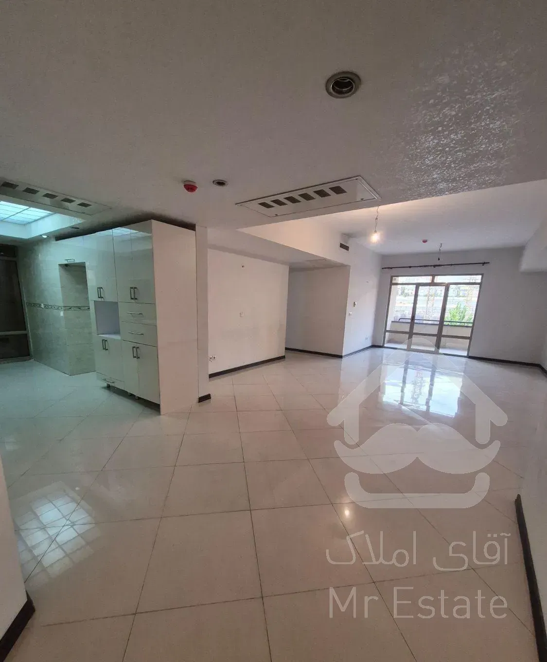 برج روژان 145متر 3خواب. تخلیه