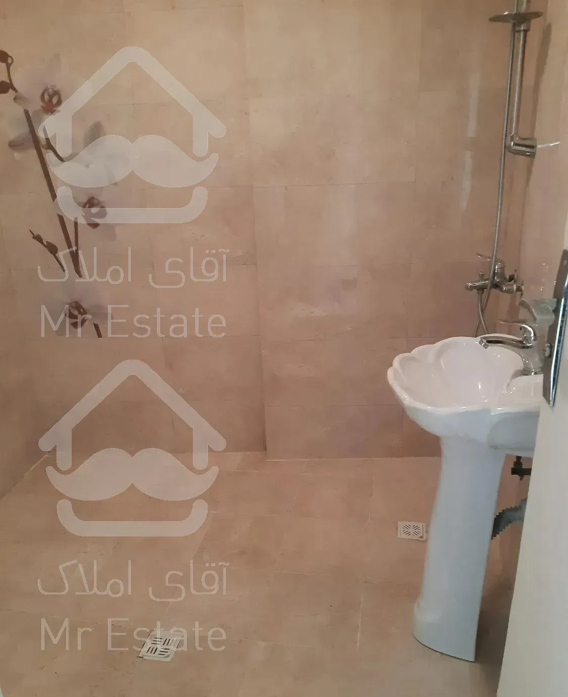 آپارتمان 90 متری با لوکیشن