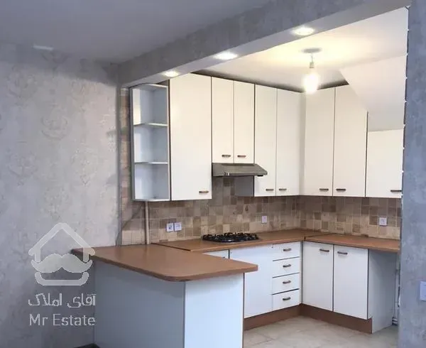 اپارتمان ٦٧ متری گلها +معاوضه