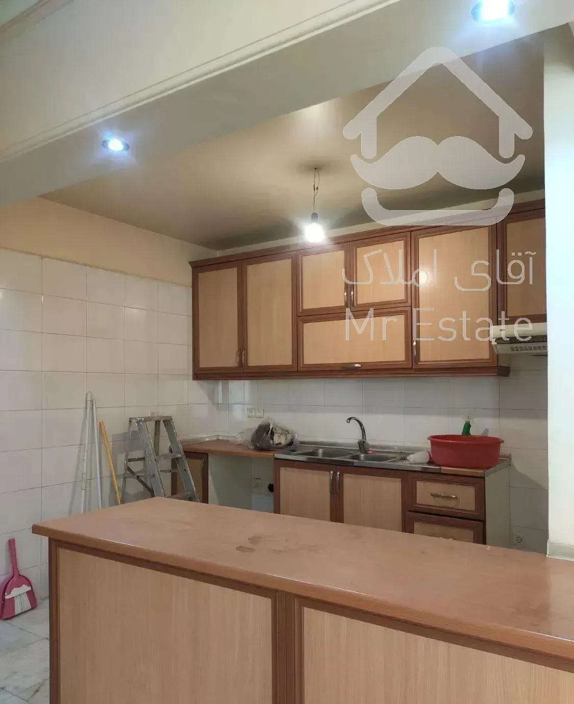 113 متر مسکونی وزرا