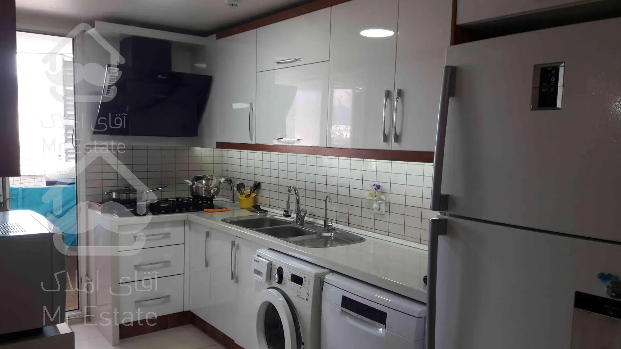 واحد ۸۱ متری لوکس اجاره ای در فردوس غرب