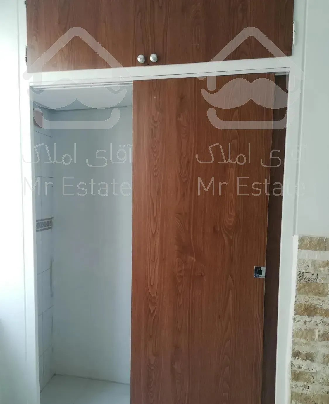 70 متر 2 خواب غرب بلوار با پارکینگ