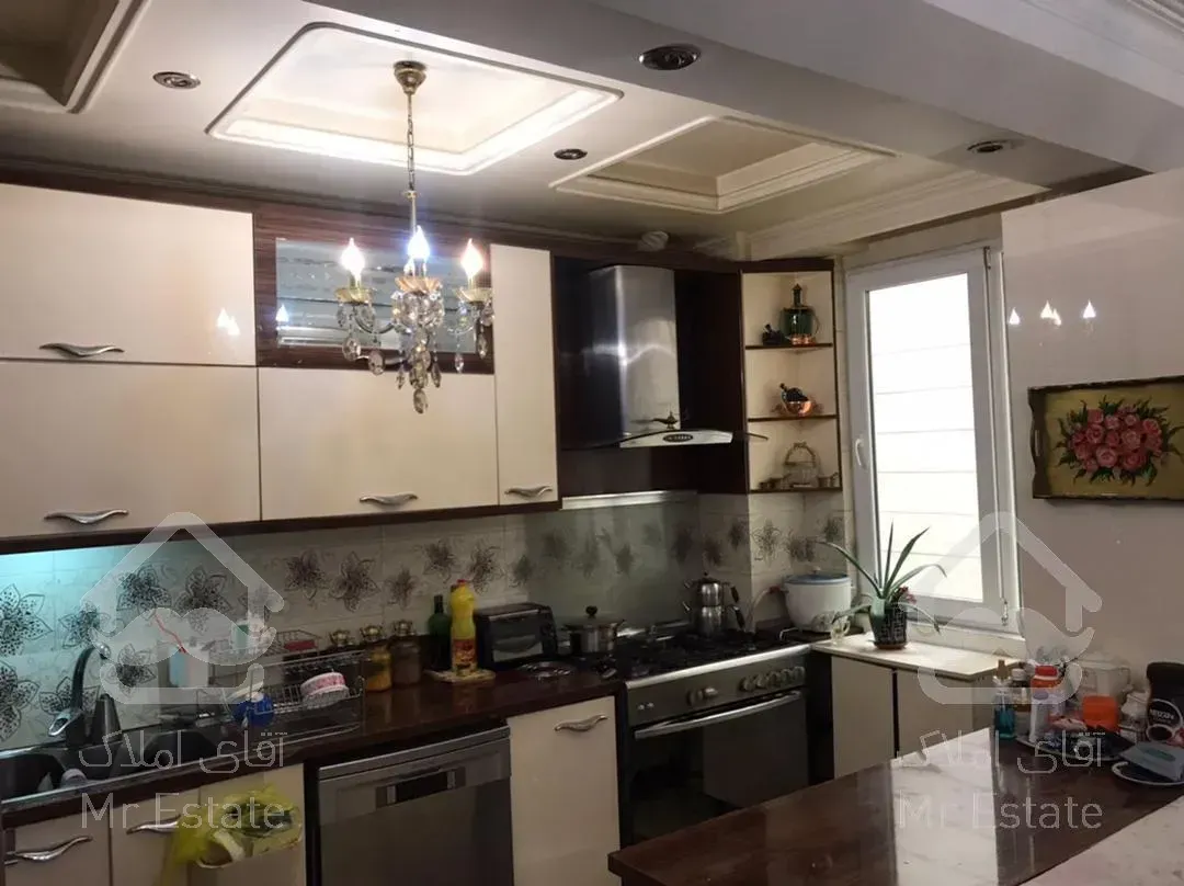 آپارتمان ۱۱۰متر/۳خواب/فول امکانات/شهران جنوبی