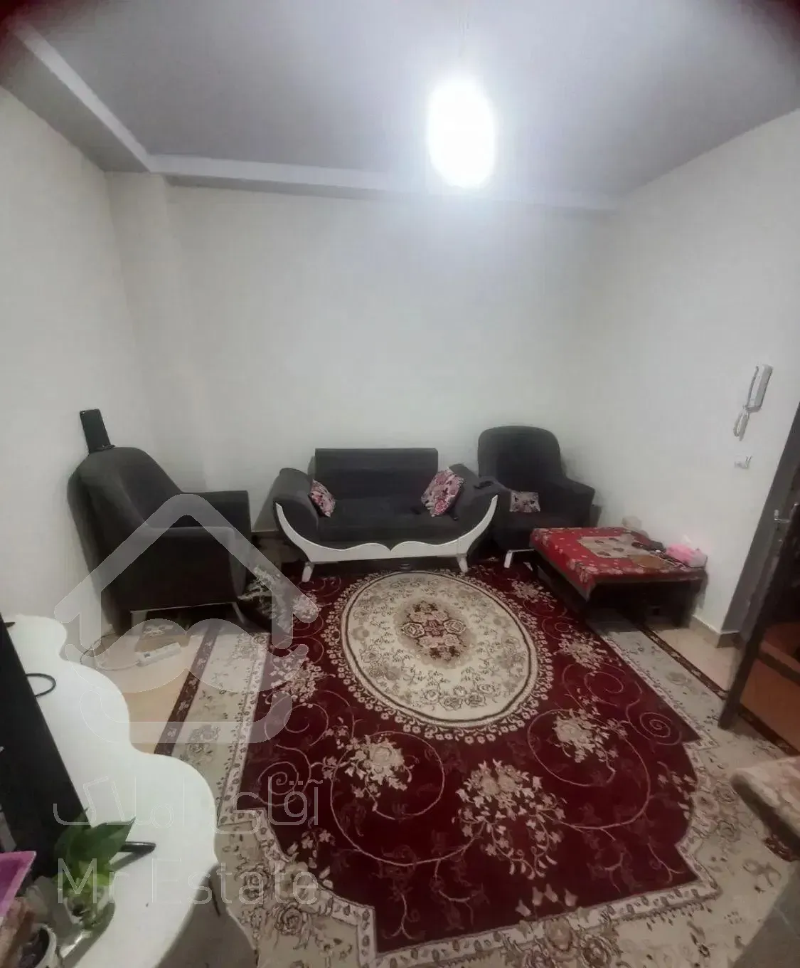 آپارتمان۴۸مترآسانسورپارکینگ چسبیده مترو هلال احمر