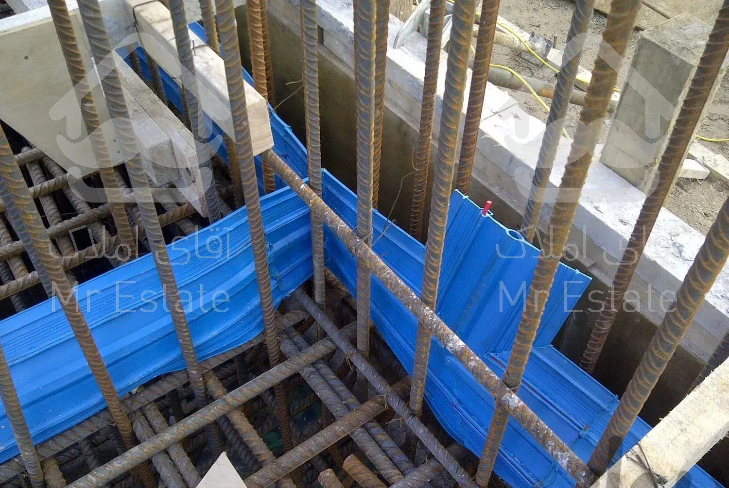 ایزولاسیون لندفیل، فونداسیون، عایق گود در ساری