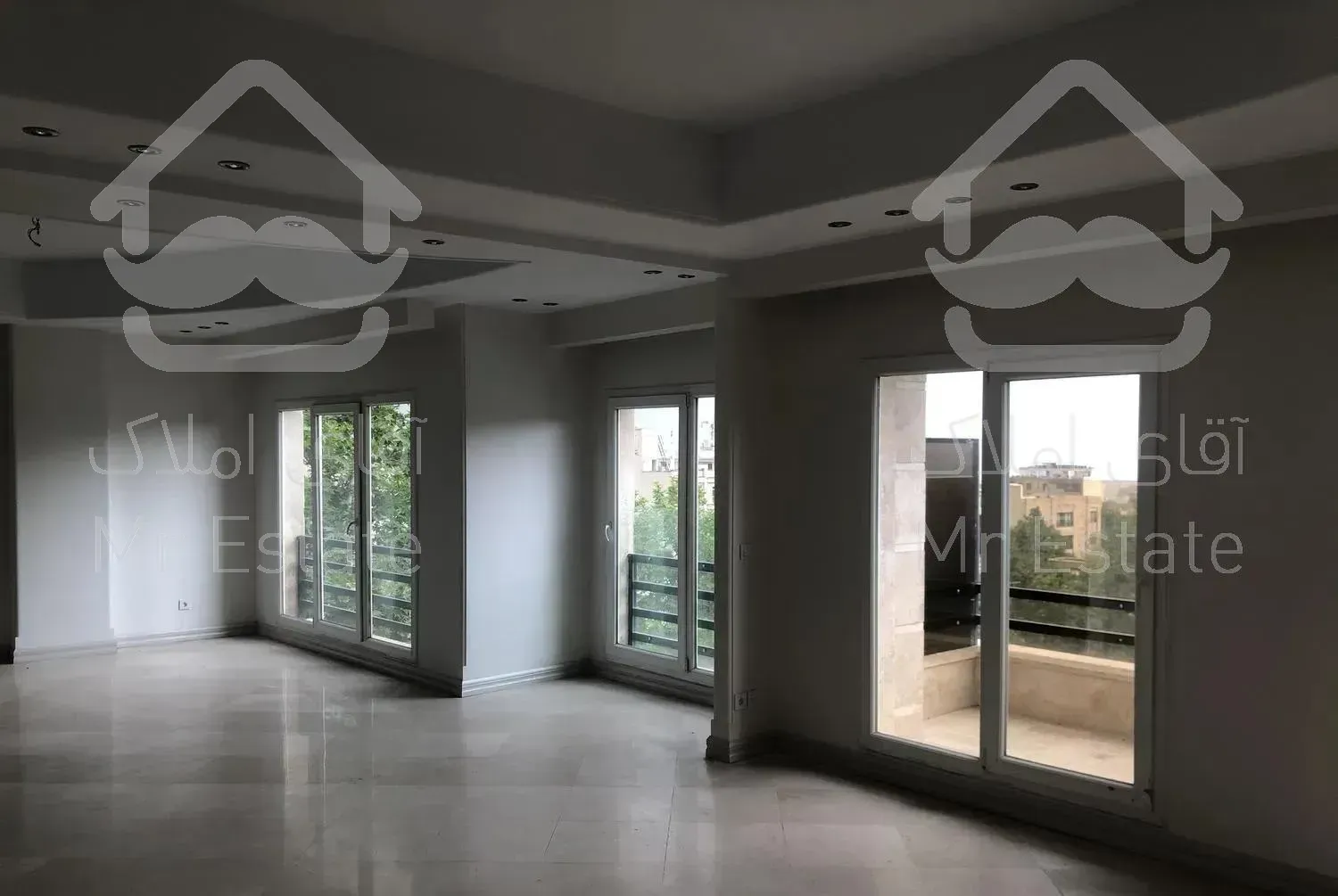 ۲۱۵ متر - باغ فردوس