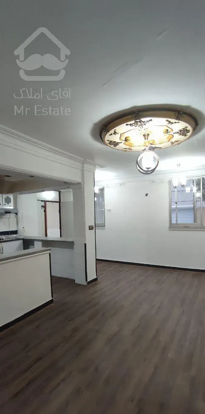 اجاره خانه ویلایی۱۴۰  متری ۲ خوابه در میدان نبوت